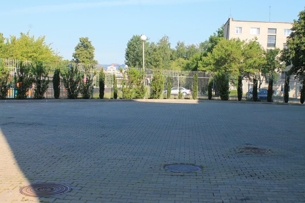 Energiya Hotel Brest Exterior foto