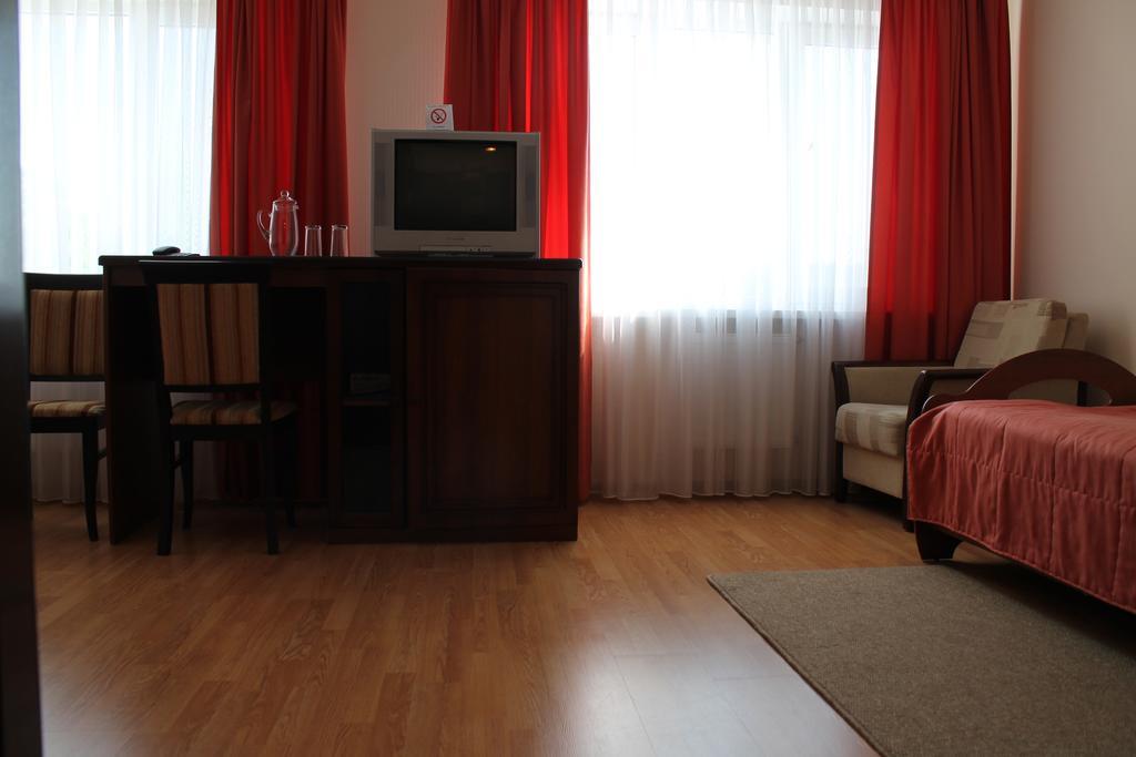 Energiya Hotel Brest Habitación foto