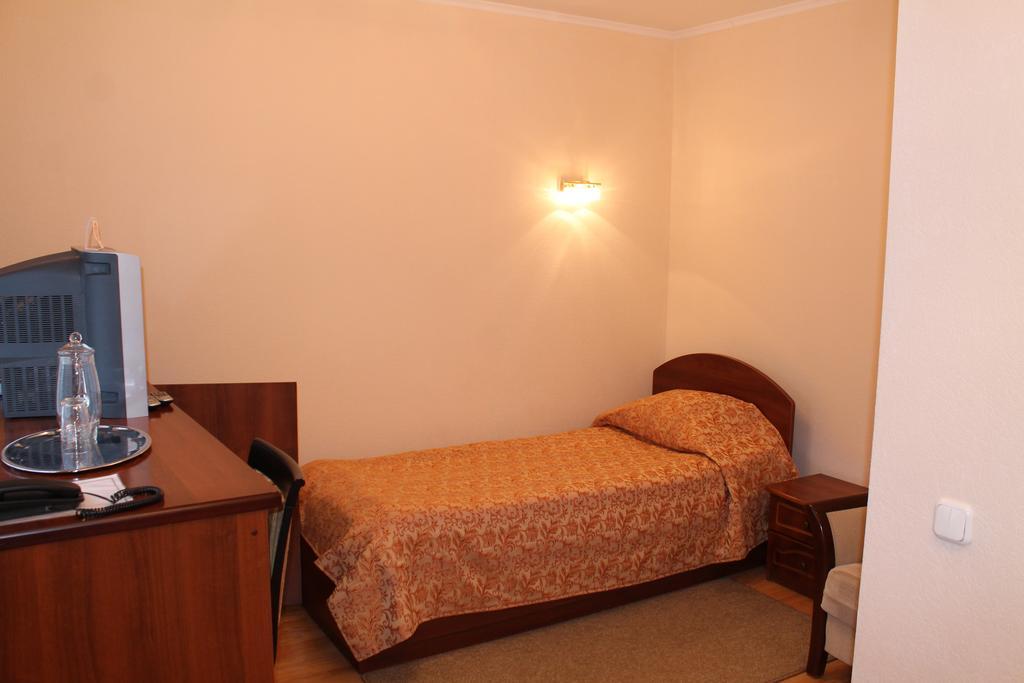 Energiya Hotel Brest Habitación foto